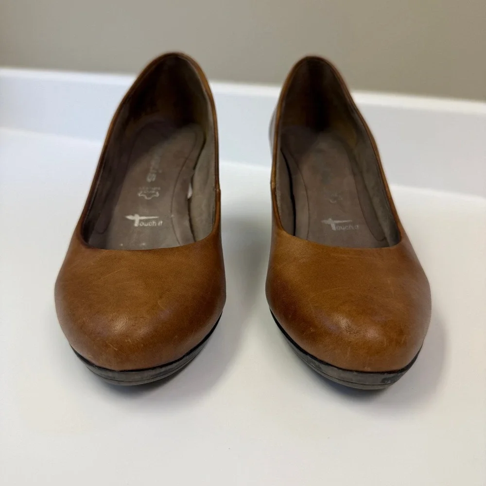 Tamaris Womens Cognac Brown Leather Round Toe Pumps Size 39 Heels Anti-Shock